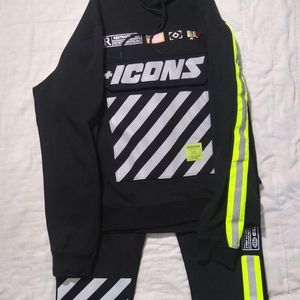 Icons Jogger Outfit. Hoodie + Pants